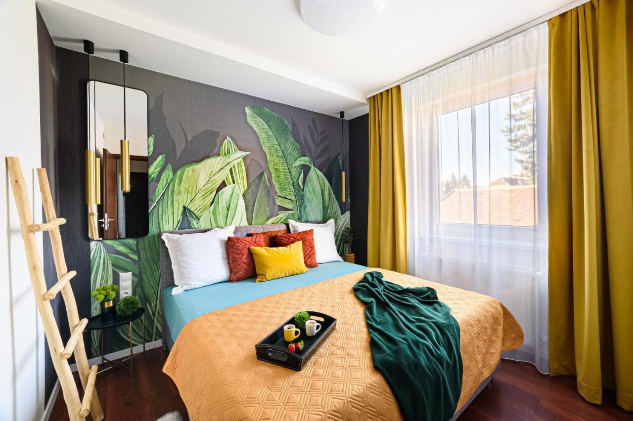 Hid19 Apartman Gyor Belvaros-Free Parking-Terrace Az Rq Vizi Elmenypark Es Gyogyfuerdonel Buitenkant foto